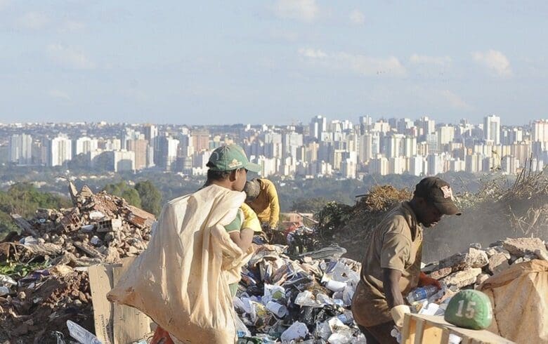 Acesso à Informação e Conhecimento: Democratizando ou Concentrando? - inspiração 2