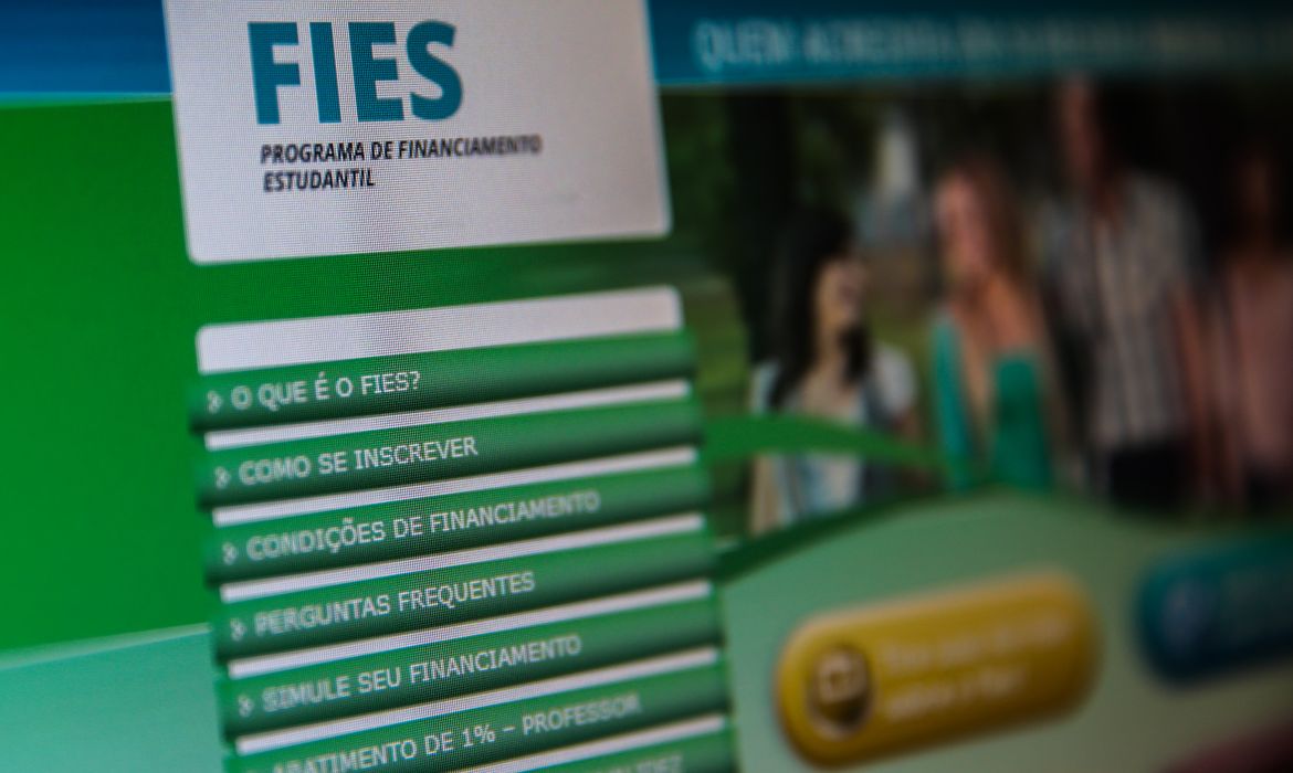 Entenda as Condições Especiais da Renegociação do FIES