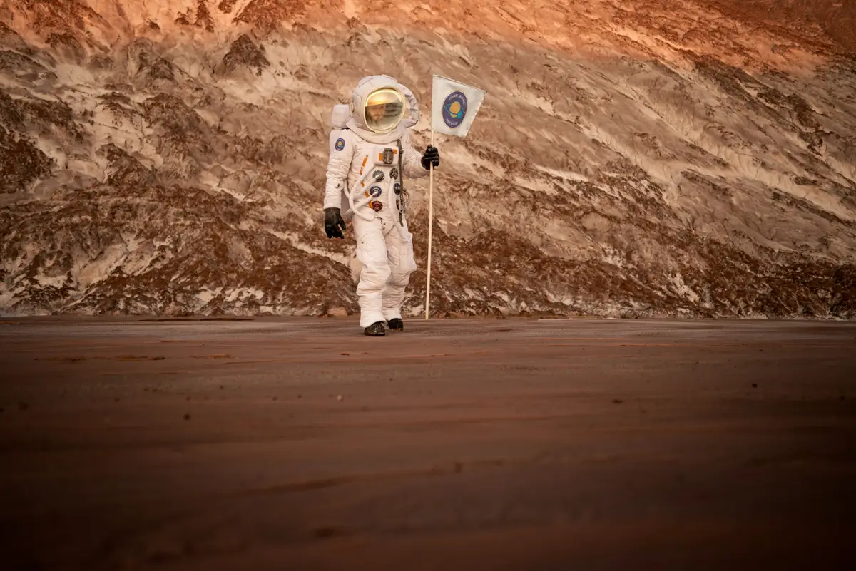 Comunicação Instantânea: Conectando a Terra com Destinos Distantes - inspiração 1