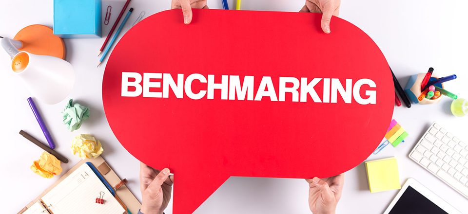 Gol e Toyota; Benchmarking: Ferramentas Essenciais para Análise de Mercado e Melhoria Contínua