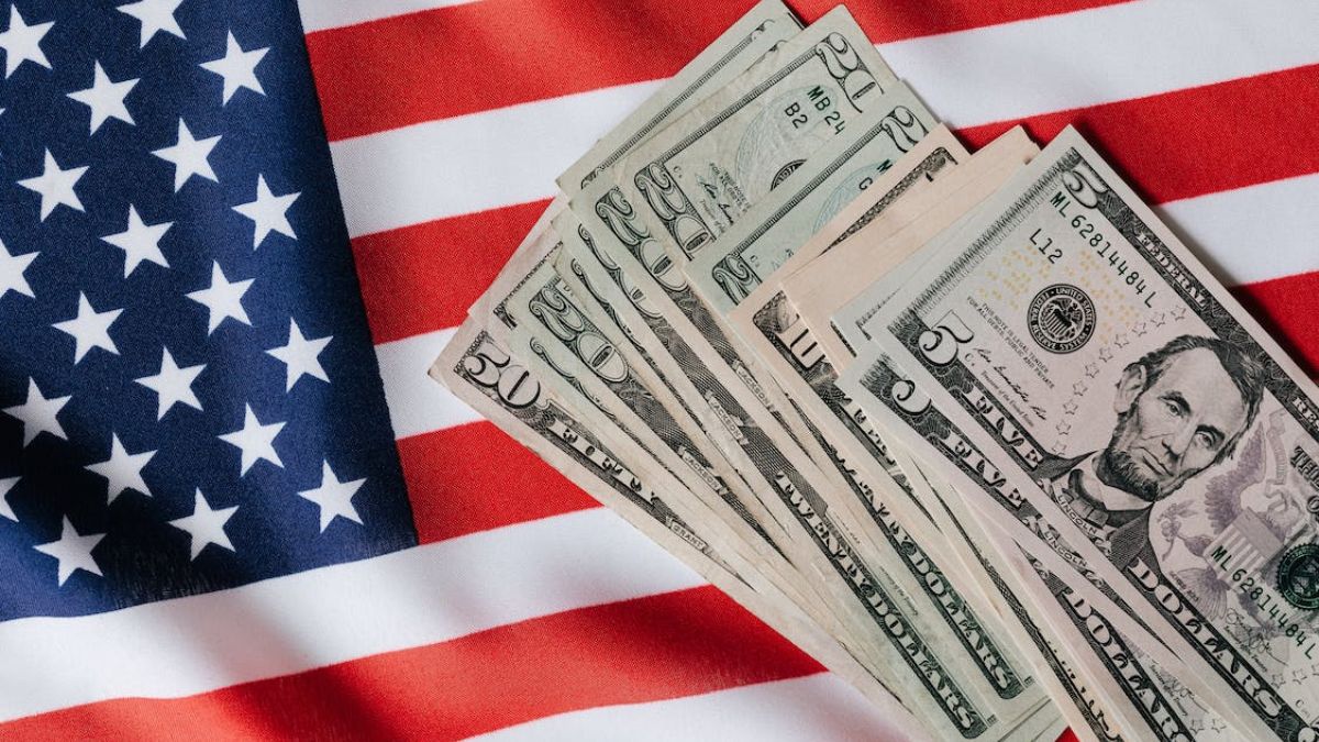 BDRs vs. ETFs: Qual a Melhor Opção para Investir em Dólar no Brasil?
