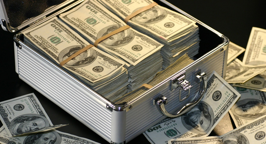 BDRs vs. ETFs: Qual a Melhor Opção para Investir em Dólar no Brasil?