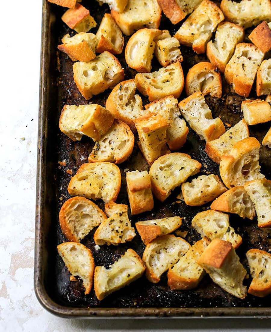 Croutons para salada Caesar