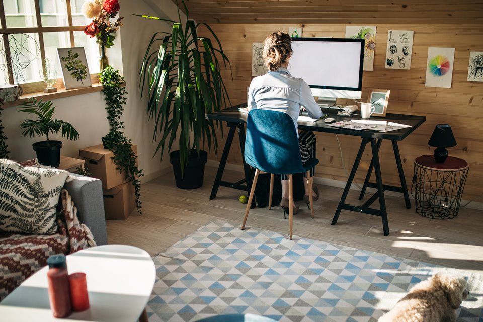 como organizar home office pequeno