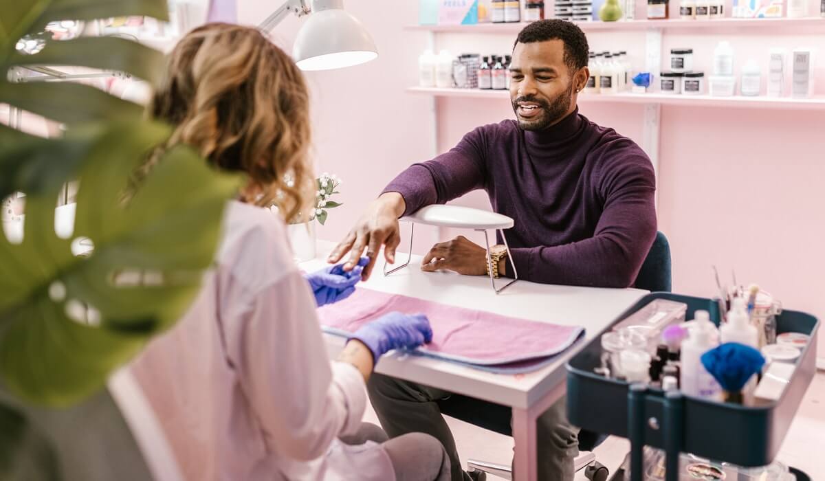 Estratégias de marketing digital para Nail Designers