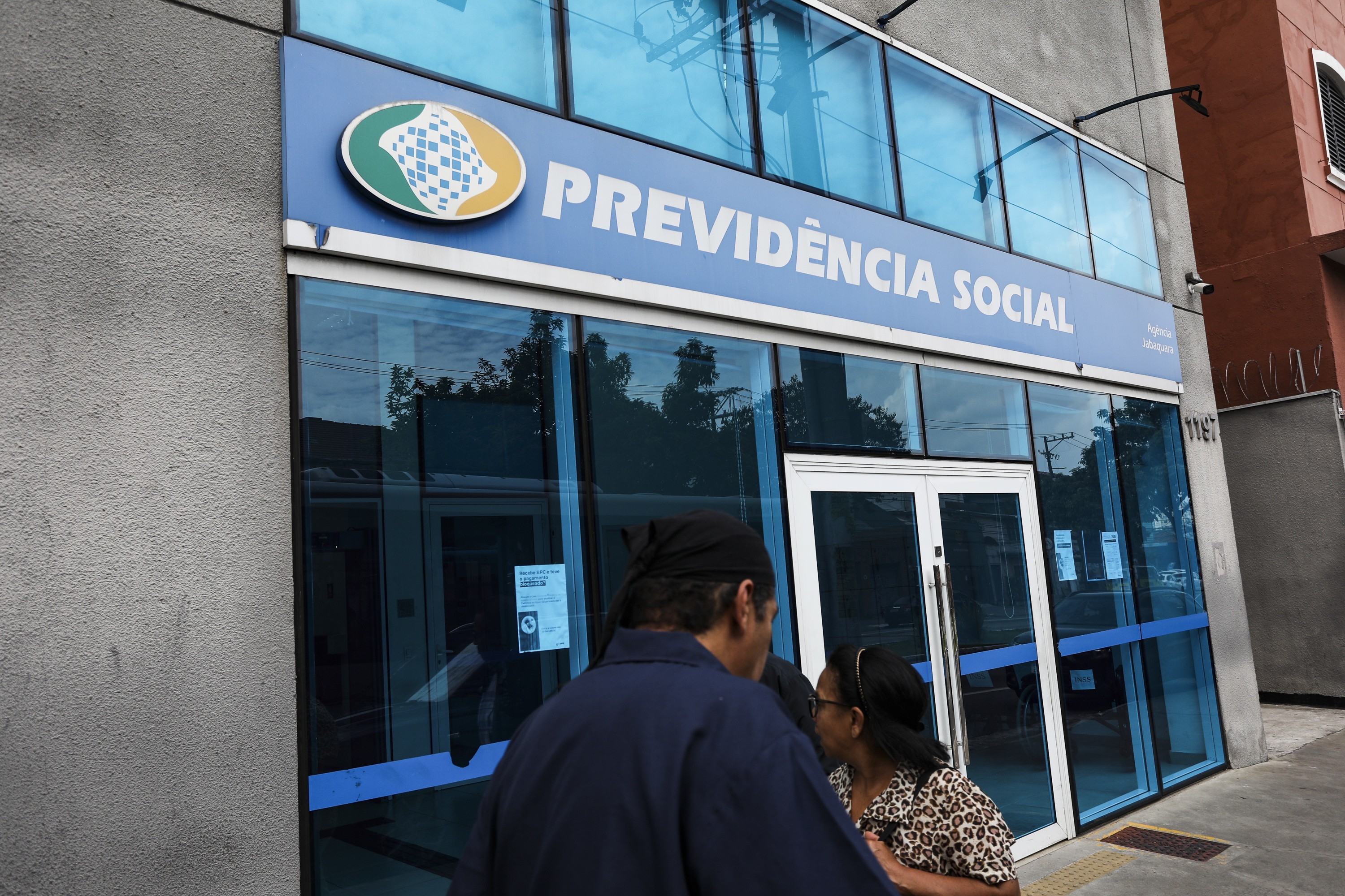 Como a IA está revolucionando o SEO?; Chatbots: O futuro do atendimento ao cliente no marketing digital; Personalização em escala: O poder da Inteligência Artificial; Análise Preditiva: Antecipando tendências de consumo com IA; Automação de Marketing: Maximizando resultados com Inteligência Artificial