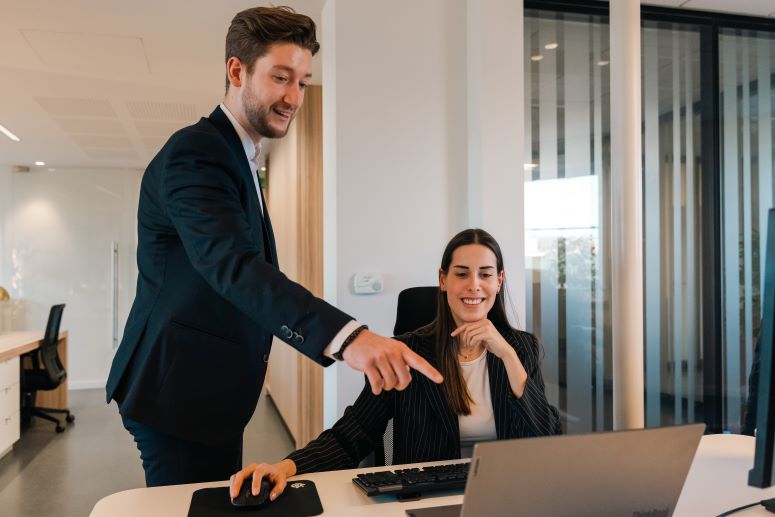 Recursos Gratuitos para Jovens Empreendedores: Sebrae e Manual do Governo