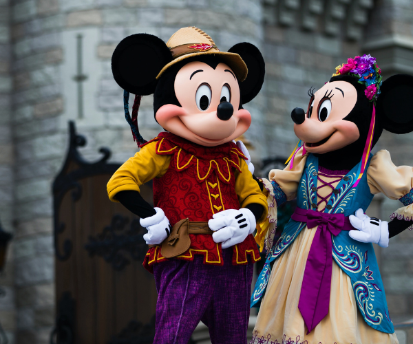 5 Segredos da Disney para Encantar Clientes
Como a Guestologia Transforma a Experiência do Cliente
Os 5 Pilares da Qualidade Disney Aplicados ao seu Negócio
O Poder dos Detalhes: Lições da Disney para o Sucesso
Desvendando os Sistemas de Entrega da Disney para um Atendimento Mágico