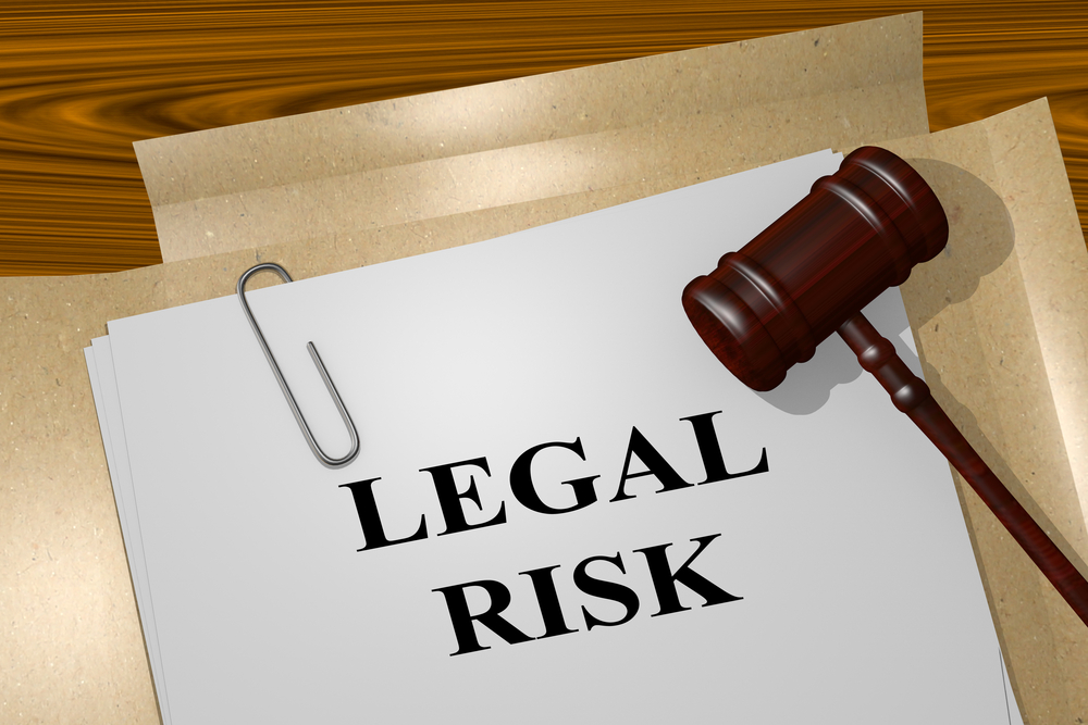 o que é risco legal nas empresas