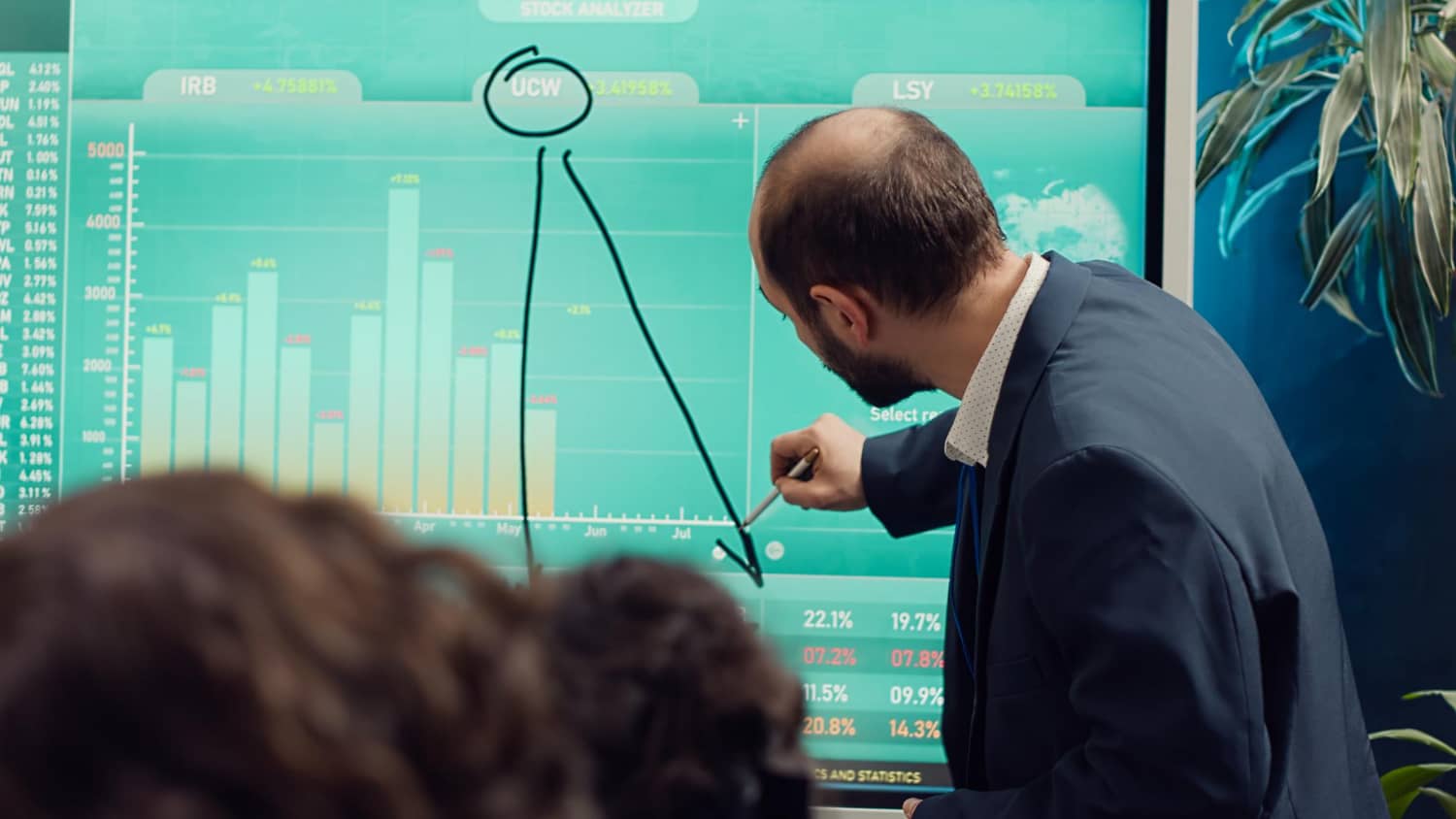 Valor Intrínseco vs. Preço de Mercado: Entenda as Diferenças e Tome Melhores Decisões