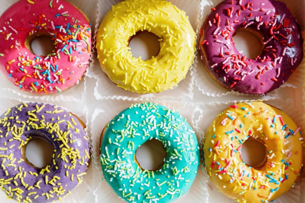 Alimentação e Artesanato: Ideias de Negócios com Baixo Investimento para 2026
