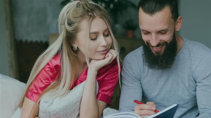 Como criar uma reserva de emergência para casais