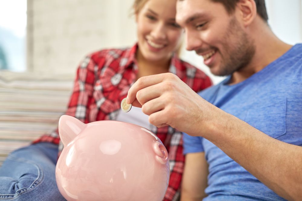 Como criar uma reserva de emergência para casais