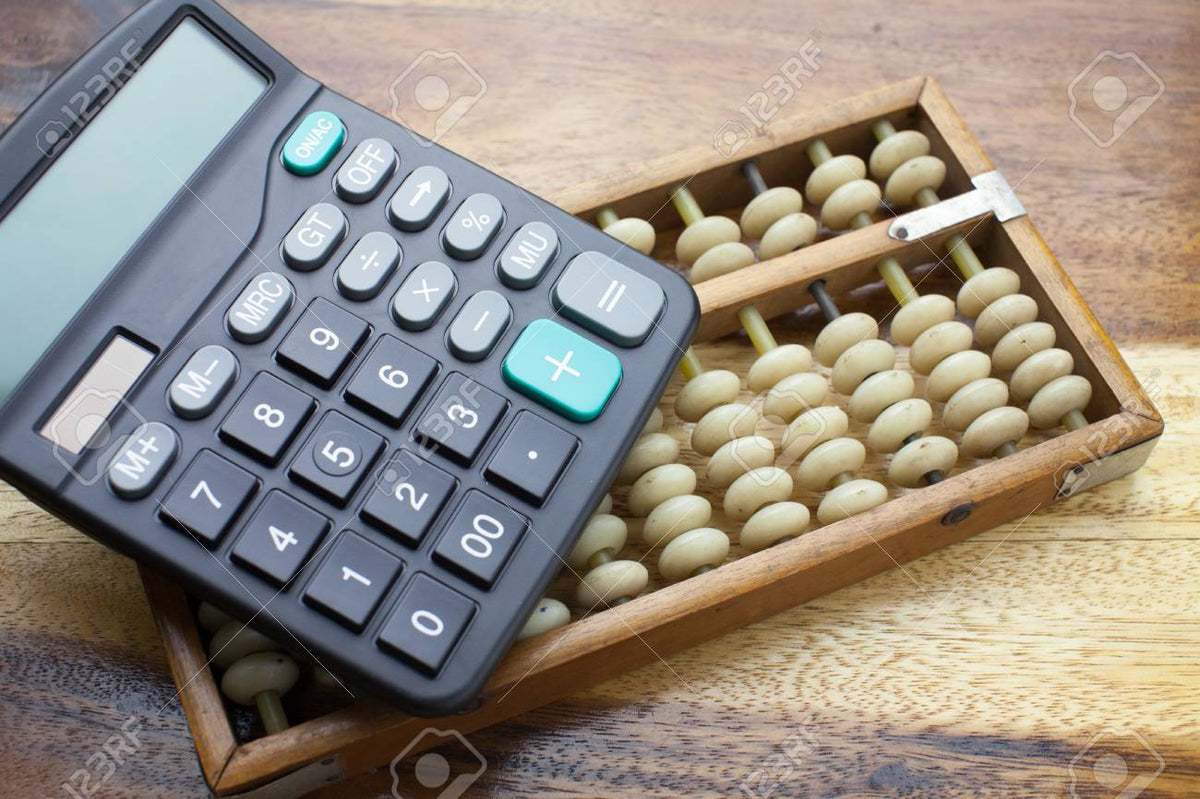 Calculadoras Mecânicas vs. Eletrônicas: Uma Análise Histórica