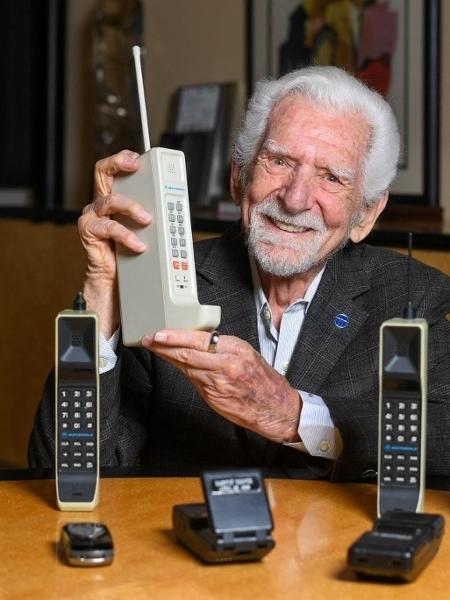 Motorola DynaTAC: O Legado do Primeiro Telefone Portátil