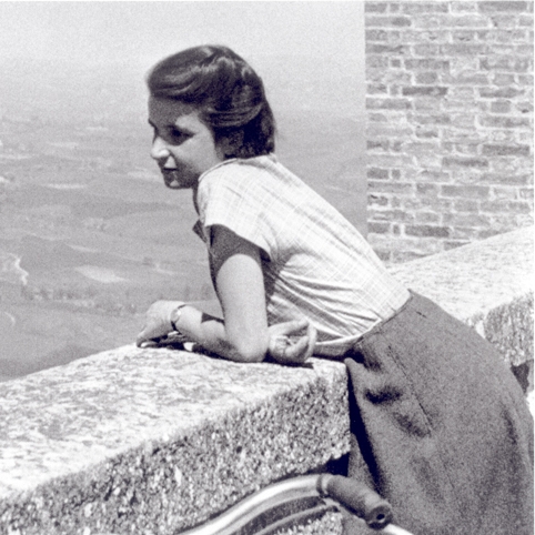 Além do DNA: As Inúmeras Contribuições de Rosalind Franklin para a Ciência