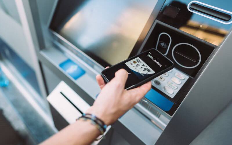 Entenda o FGC: Seu Dinheiro Está Protegido em Bancos Digitais?