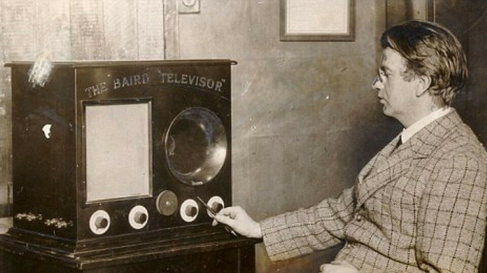 Televisão Mecânica vs. Eletrônica: As Diferenças Cruciais dos Primeiros Modelos