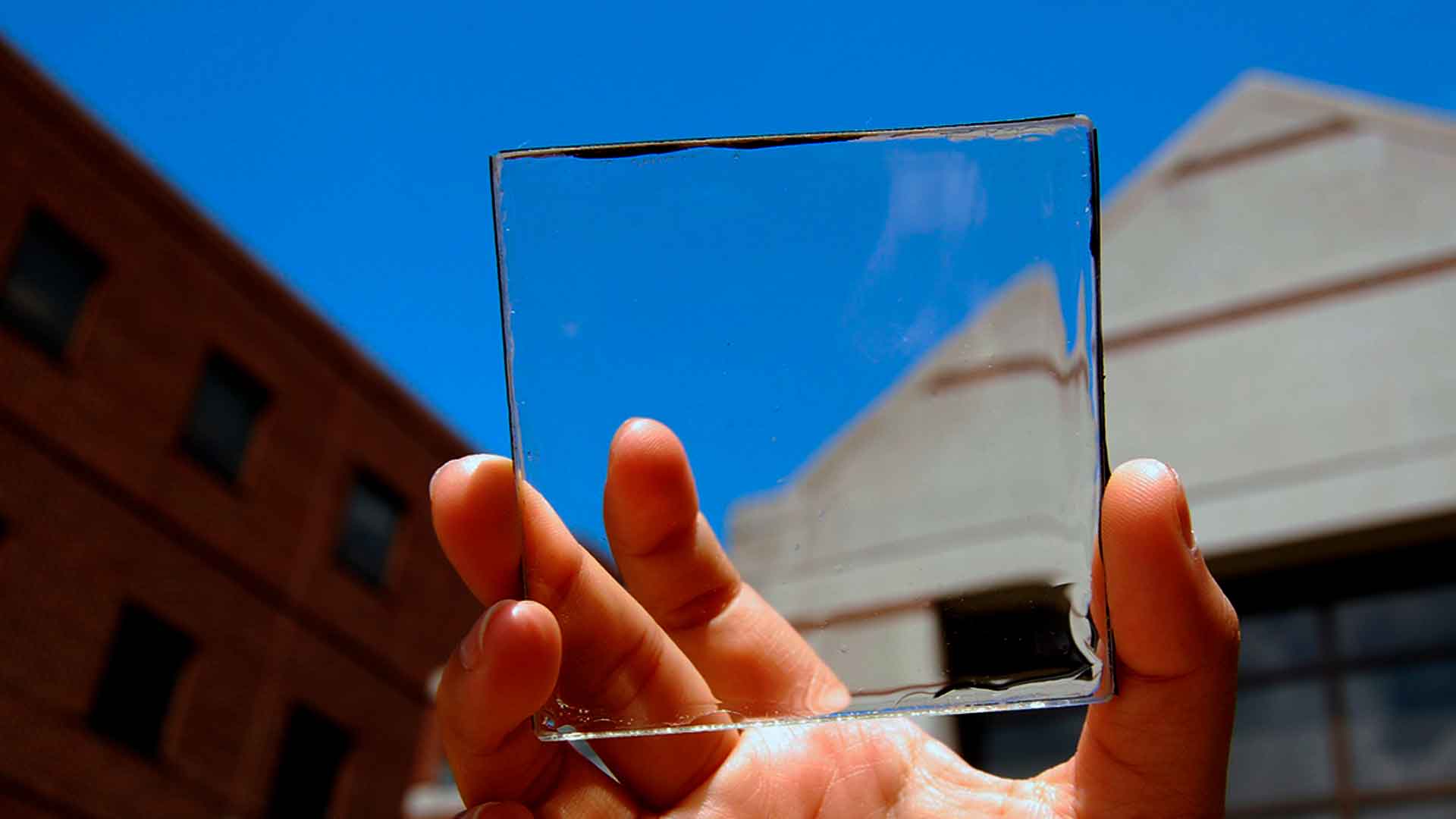 Projetos Inovadores com Vidro Fotovoltaico no Brasil e no Mundo